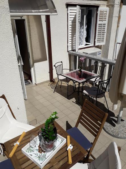 Hotel Rab-Centar Rab Town Exterior foto